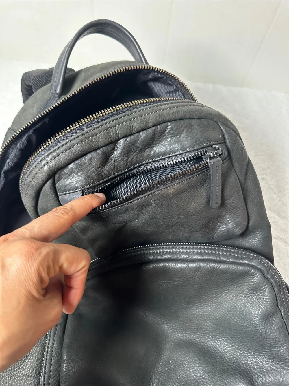 Black Leather Men’s Backpack - Sleek Everyday Carry
